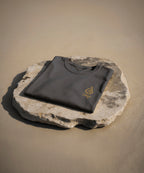 camiseta de algodon organico modelo fuego intenso color gris whattii portada
